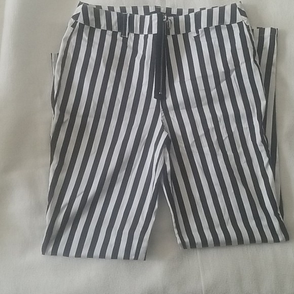 Forever 21 Black and White Stripped Pants - Picture 3 of 3